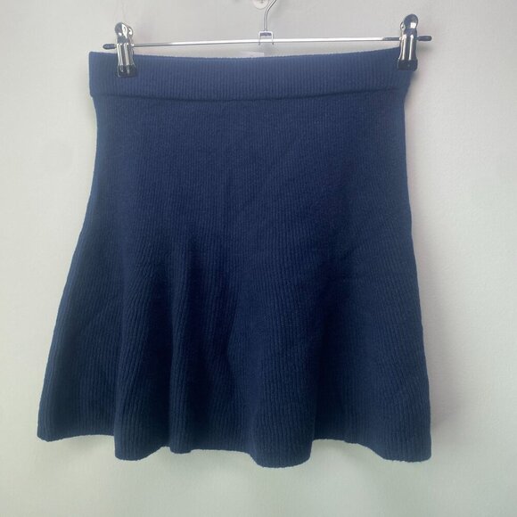 Gap CashSoft Skirt NWT Mini Ribbed Knit Flared Navy XS Petite - Picture 3 of 7